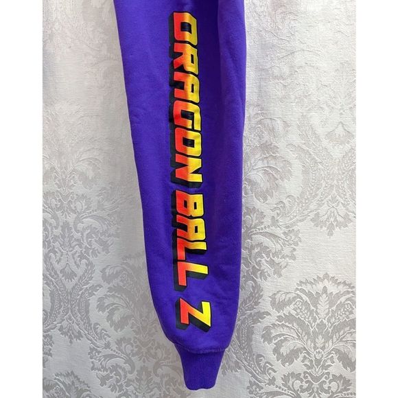 Dragon Ball Z Purple Hooded Sweatshirt Size S GUC Goku Vegeta Gohan Goten Trunks - Picture 7 of 8